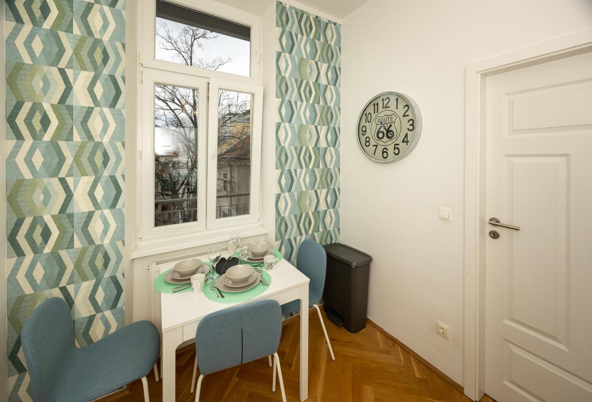 Delightful 1 Bedroom Near Schoenbrunn And Westbahnhof With Big Porch Wiedeń Zewnętrze zdjęcie