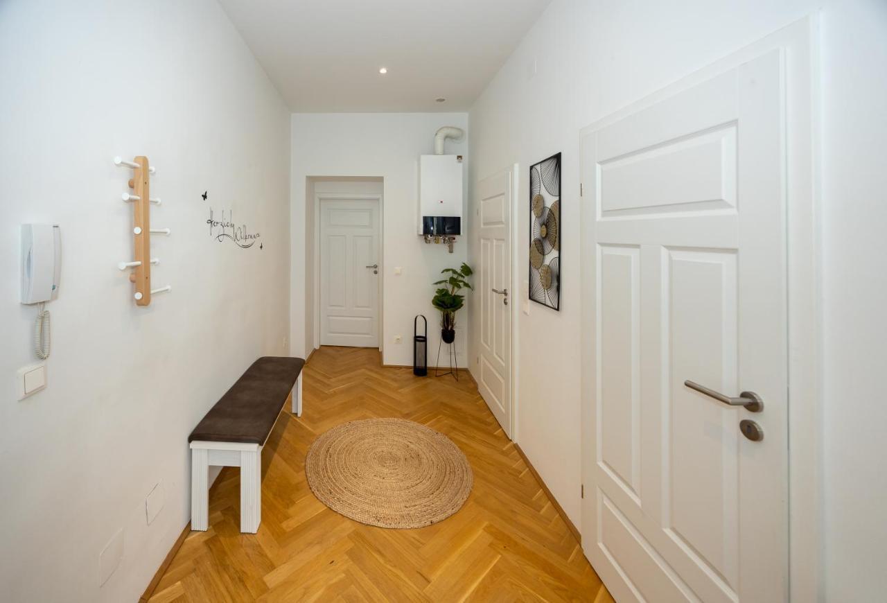 Delightful 1 Bedroom Near Schoenbrunn And Westbahnhof With Big Porch Wiedeń Zewnętrze zdjęcie